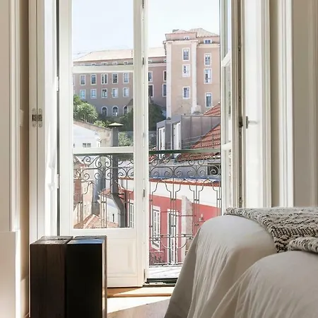 Flh Restauradores Luxus Flat *