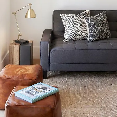 Flh Restauradores Luxus Flat *