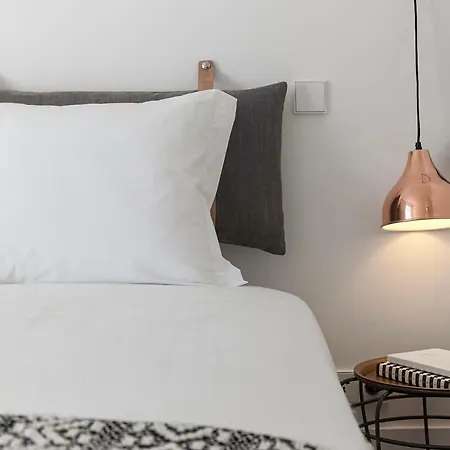 Flh Restauradores Luxus Flat