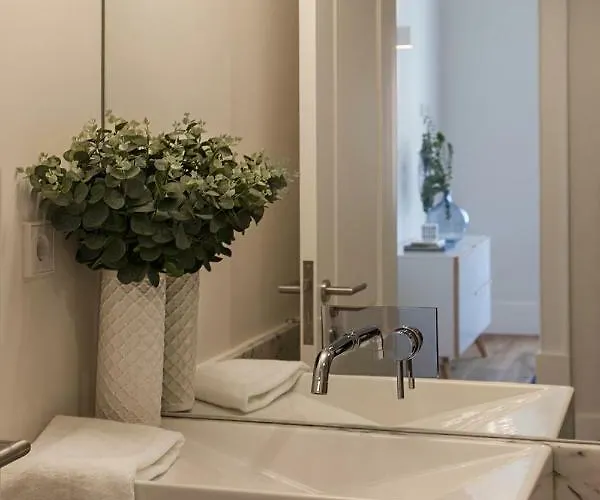 Flh Restauradores Luxus Flat